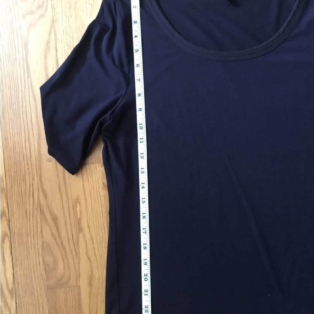 NWOT talbots size L navy blue top.